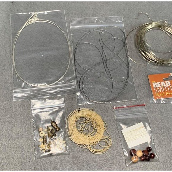 Jewelry Making Kit: Beadsmith Bead Wire Beads Cords & Findings - Picture 5 of 6